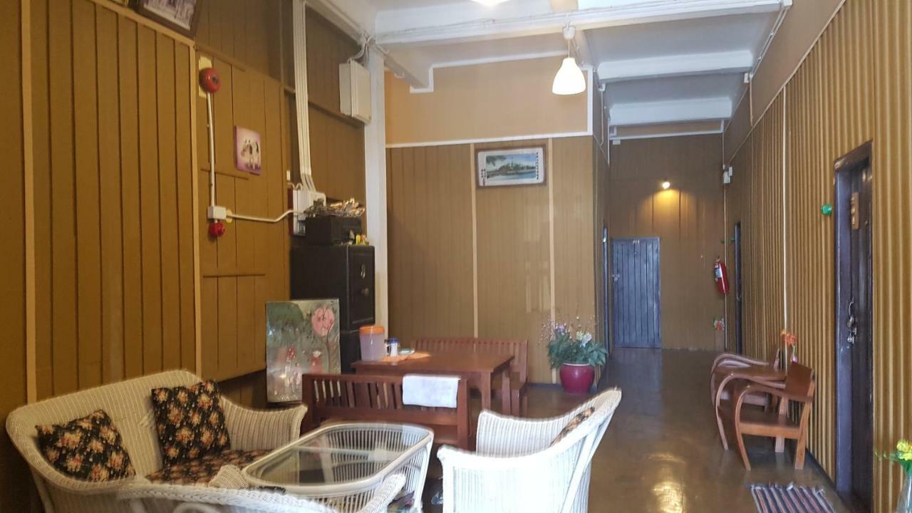 The Midtown Hotel And Cafe Trang Exteriör bild
